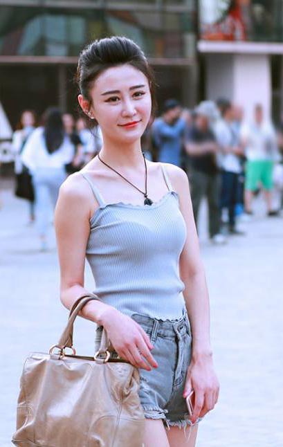 家庭主妇的绣感